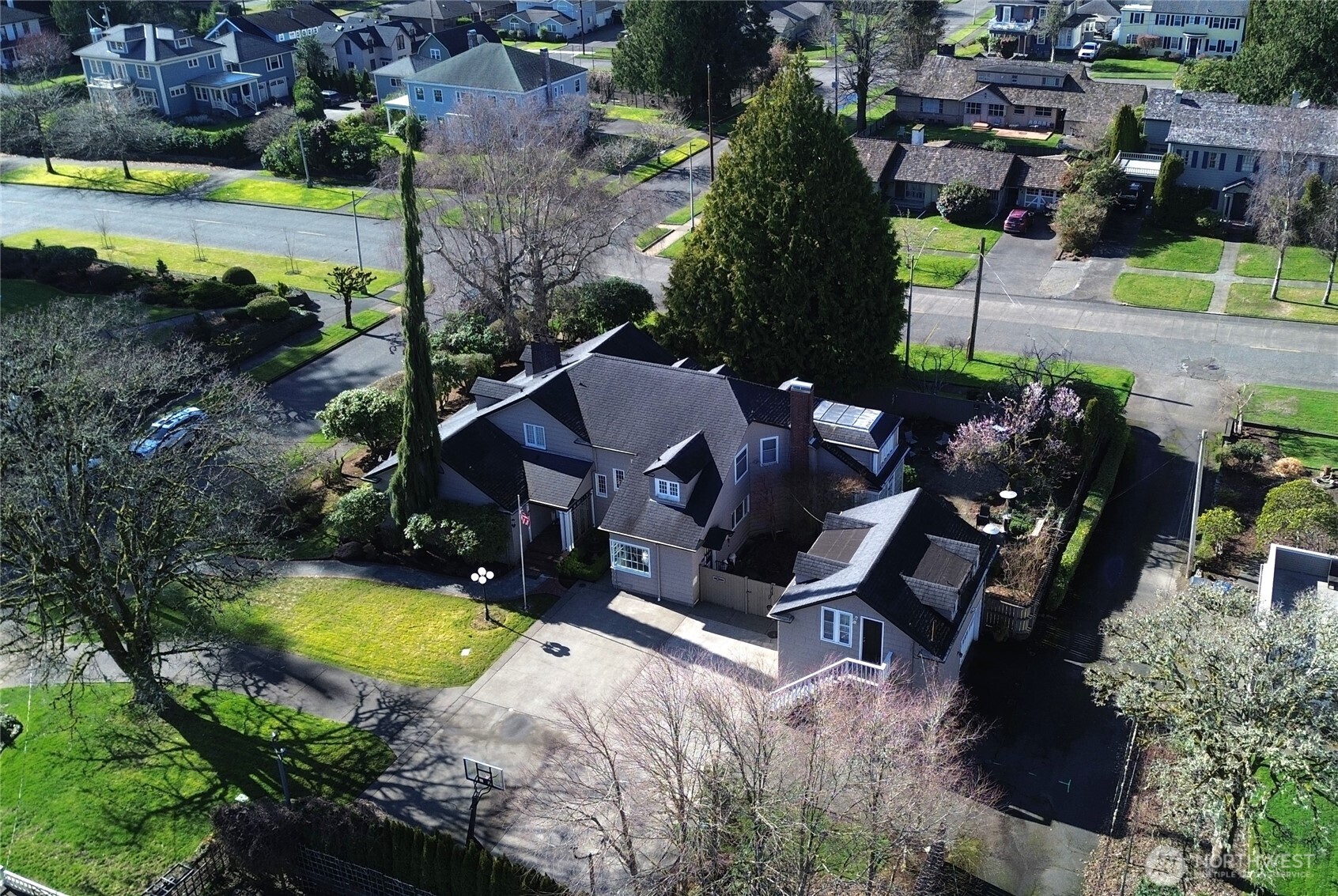 1100 N Broadway Aberdeen WA 98520