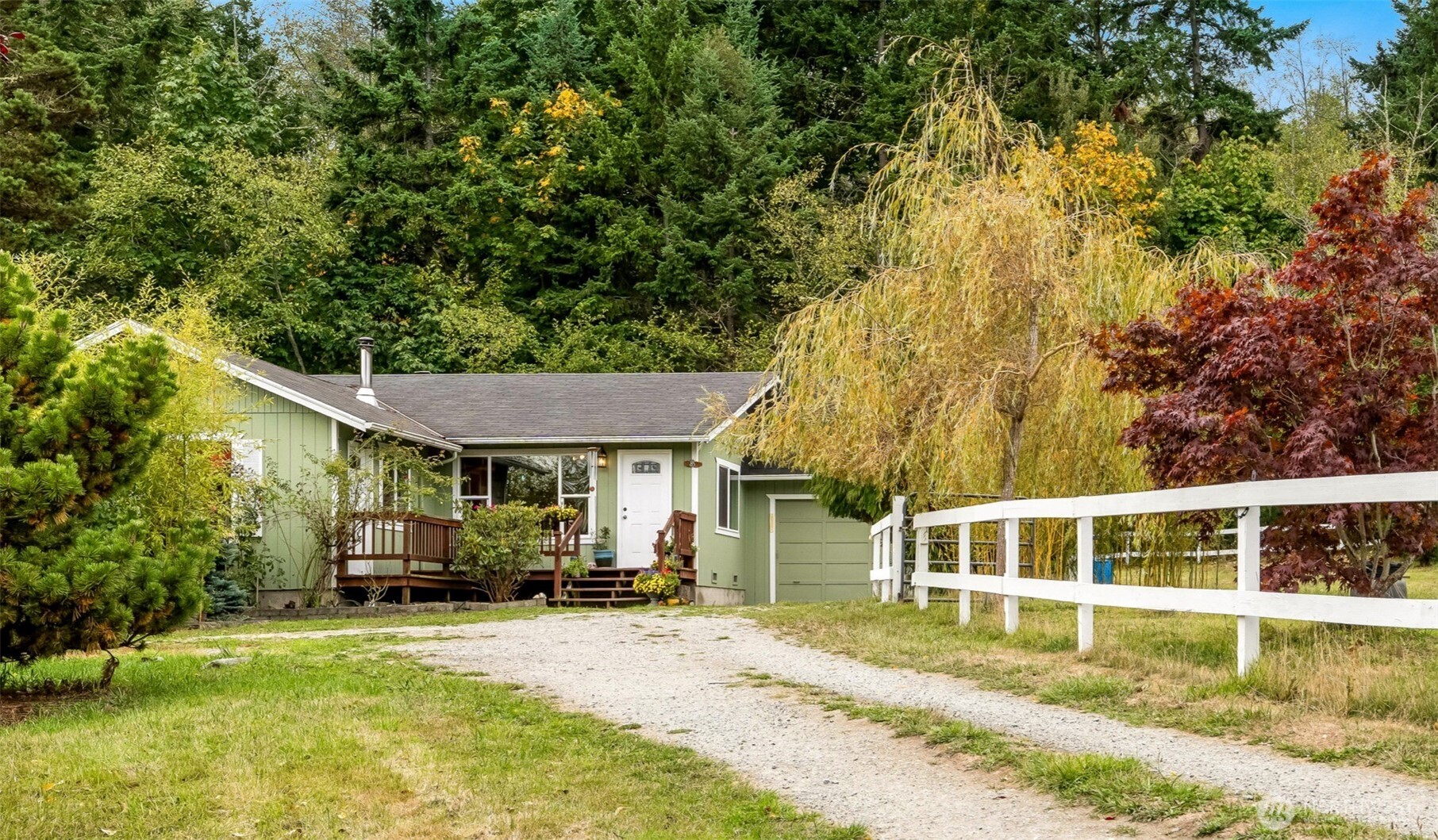 85 W Bradley Place Camano Island WA 98282