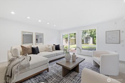1040 NW Honeywood Place Issaquah WA 98027