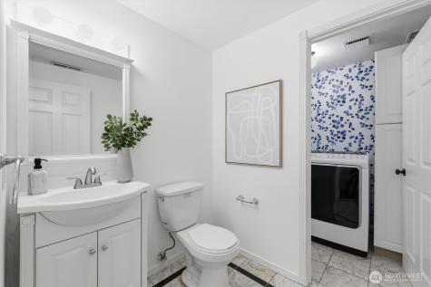 1040 NW Honeywood Place Issaquah WA 98027