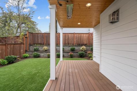 19557 15th Avenue NW Shoreline WA 98177