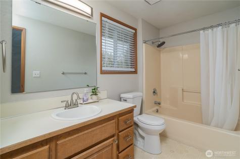 9219 5th Court SE Olympia WA 98513