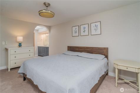 9219 5th Court SE Olympia WA 98513
