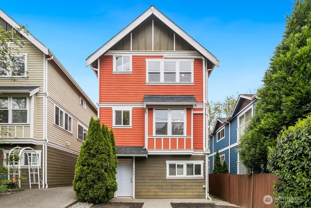 924 SW Holden Street Seattle WA 98106