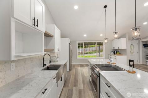 4110 152nd Street SW Lynnwood WA 98087