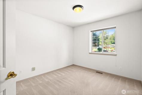 13007 Sunridge Way E Puyallup WA 98374