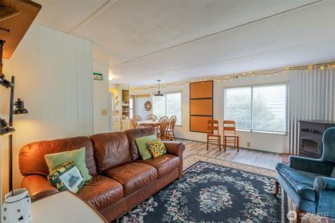 2446 S Pleasant Drive Westport WA 98595