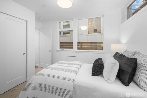 12322 14th Avenue NE Seattle WA 98125