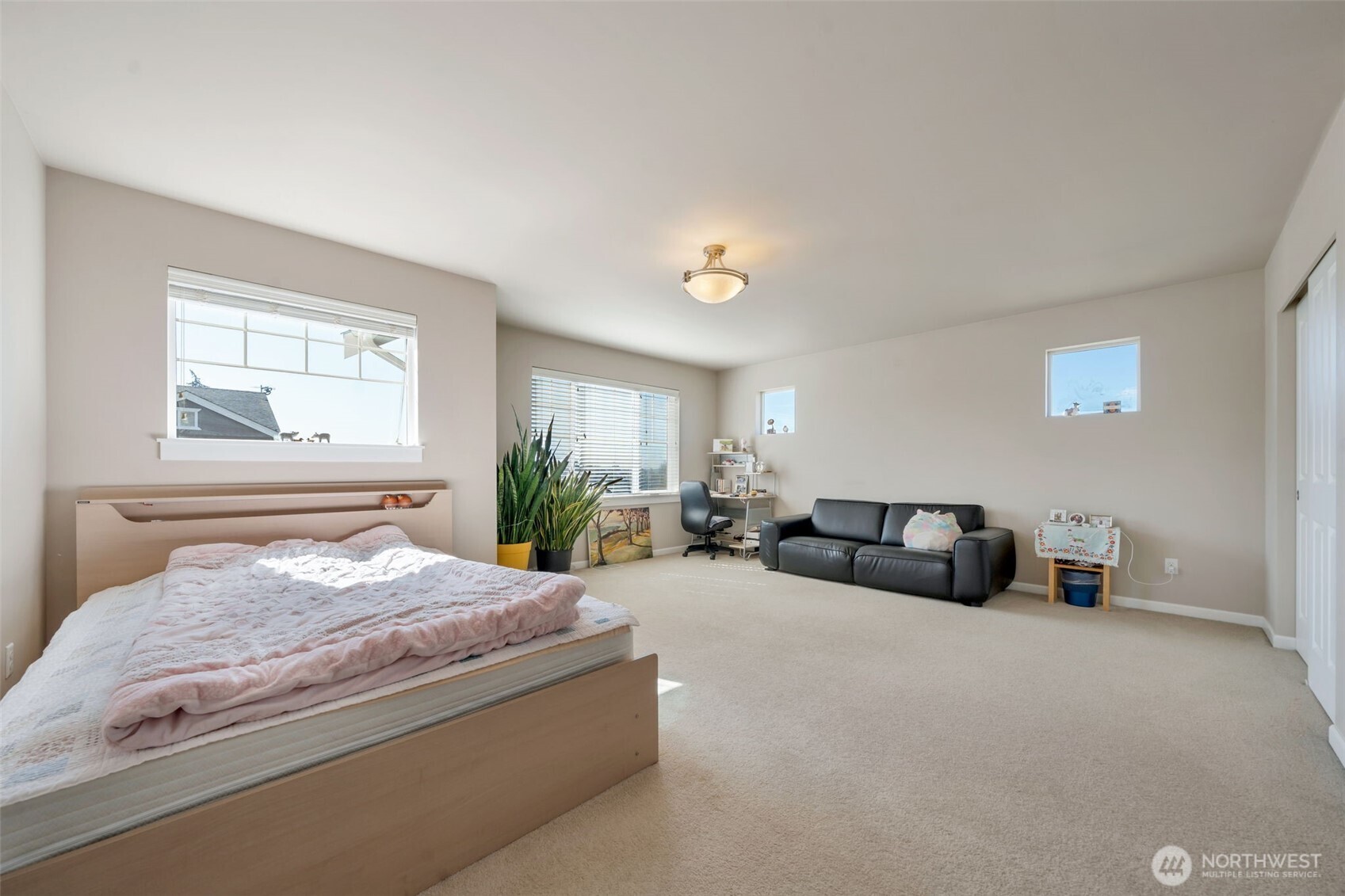 37519 32nd Place S Auburn WA 98001