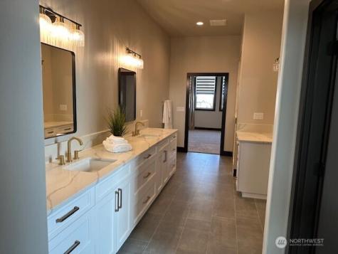 2605 Rock Island Road East Wenatchee WA 98802