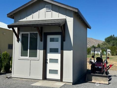 2605 Rock Island Road East Wenatchee WA 98802