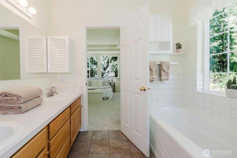 8656 Landing Lane SE Port Orchard WA 98367