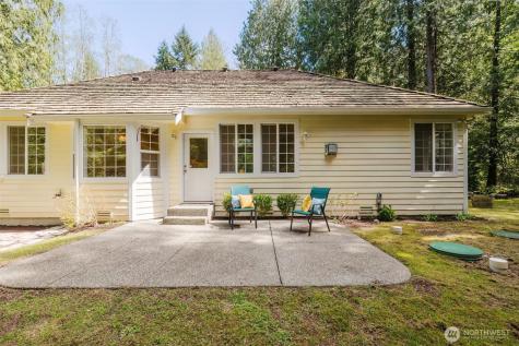 8656 Landing Lane SE Port Orchard WA 98367