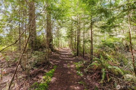 8656 Landing Lane SE Port Orchard WA 98367