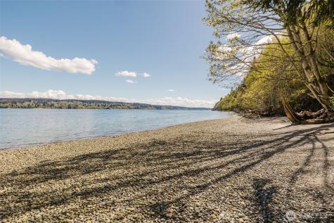 8656 Landing Lane SE Port Orchard WA 98367