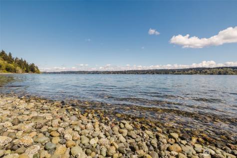 8656 Landing Lane SE Port Orchard WA 98367