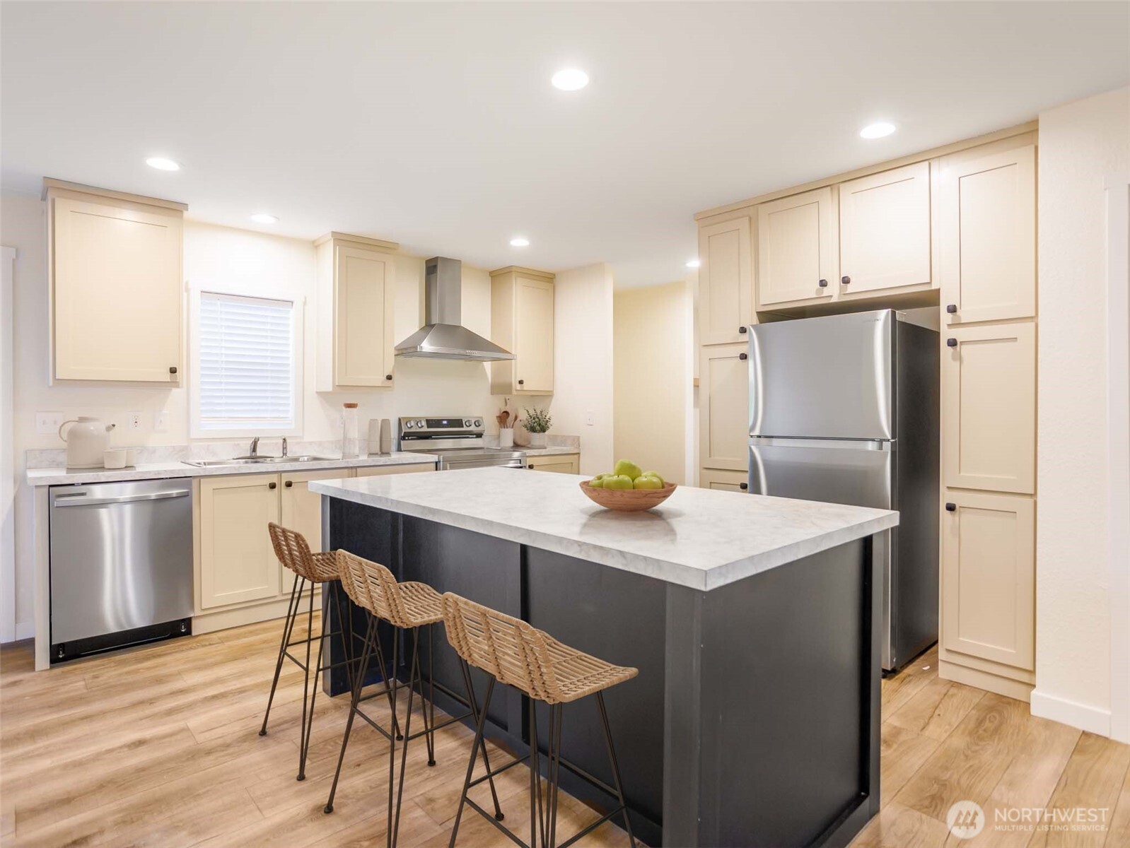 321 E Panorama Drive Shelton WA 98584