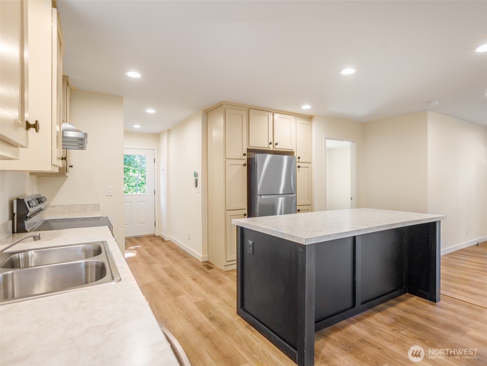 321 E Panorama Drive Shelton WA 98584