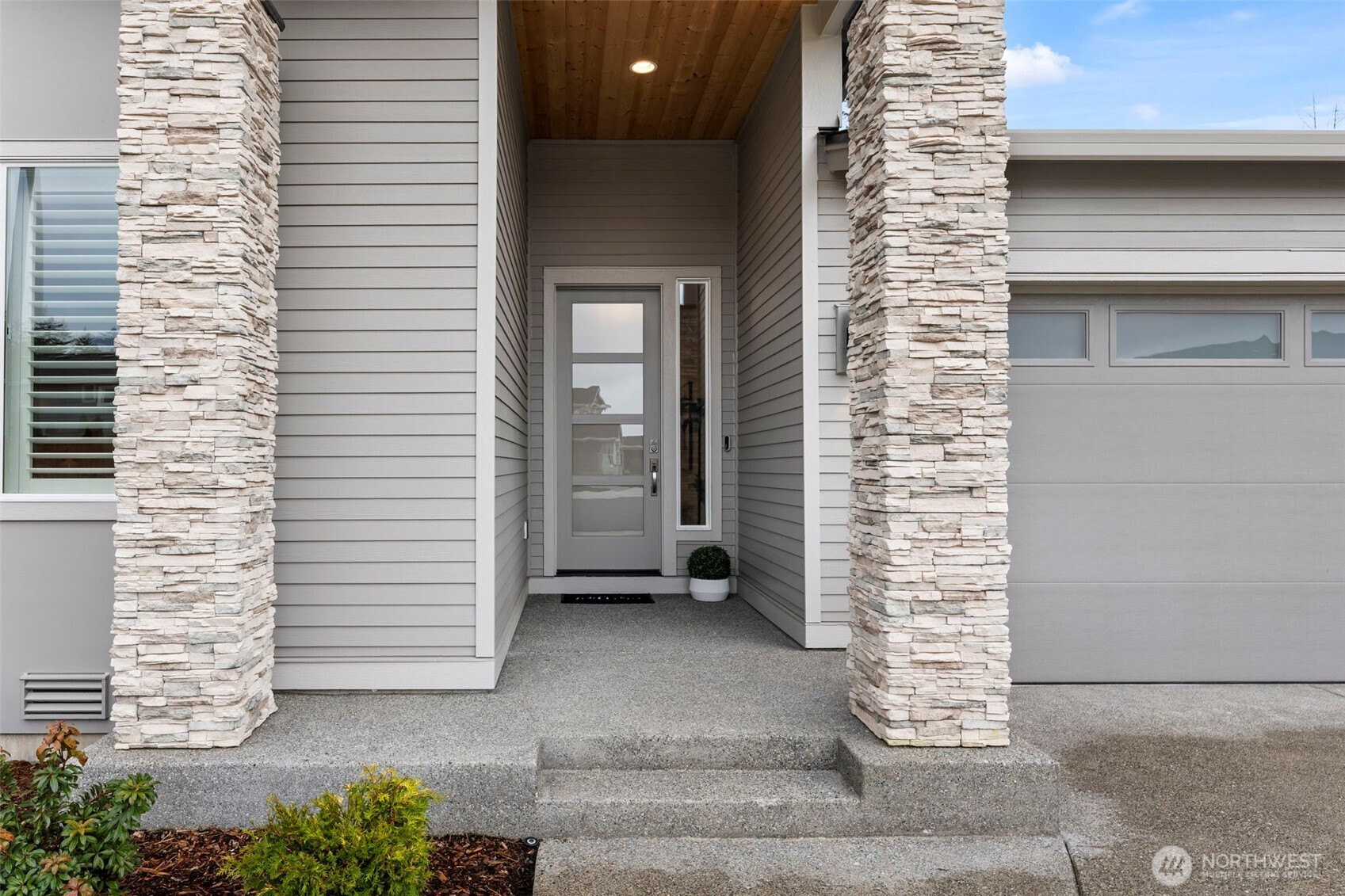 6388 Marymere Road SW Port Orchard WA 98367