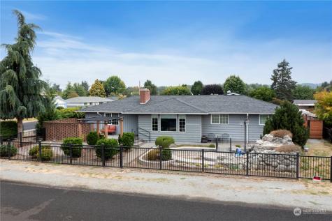 1637 8th Avenue Nw Puyallup WA 98371