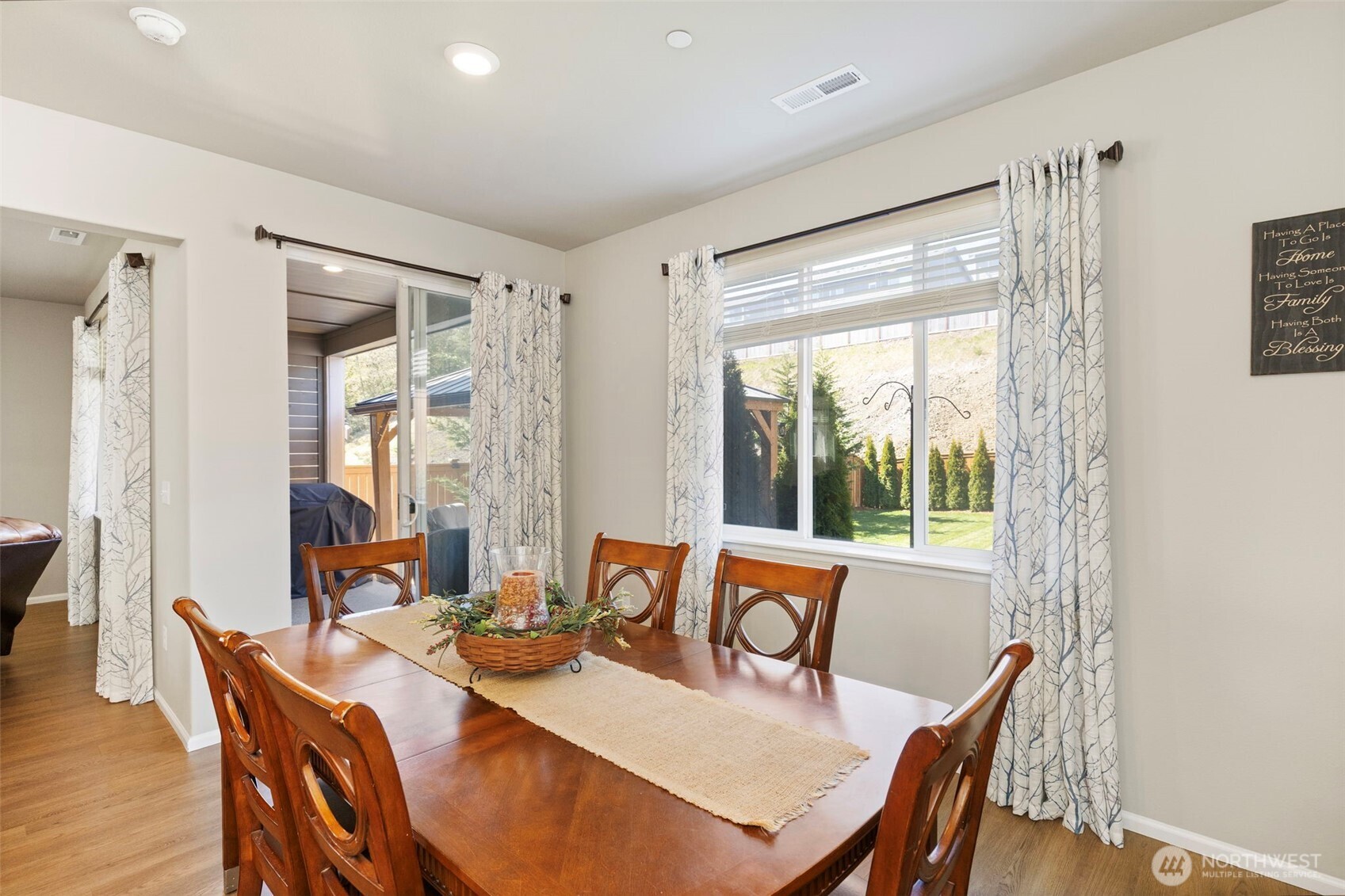 1324 Baker Heights Loop Bremerton WA 98312