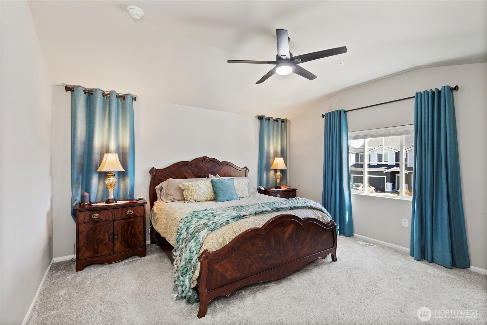 1324 Baker Heights Loop Bremerton WA 98312