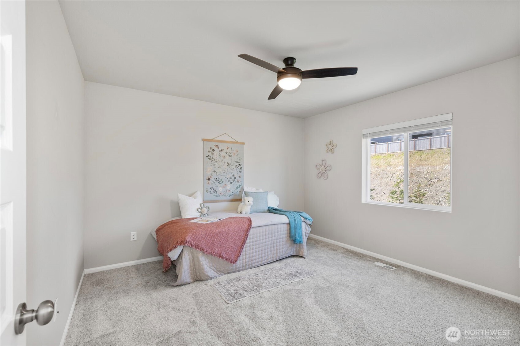 1324 Baker Heights Loop Bremerton WA 98312
