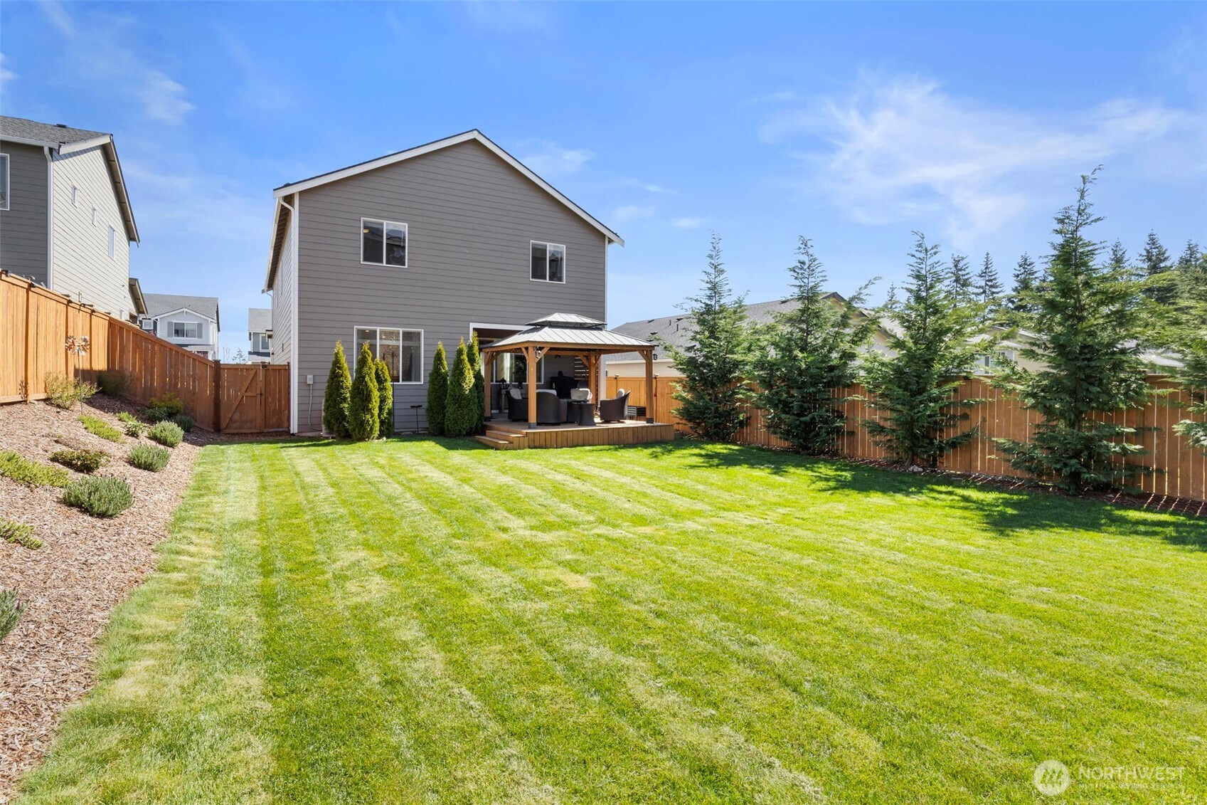 1324 Baker Heights Loop Bremerton WA 98312