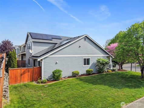 17216 139th Avenue E Puyallup WA 98374