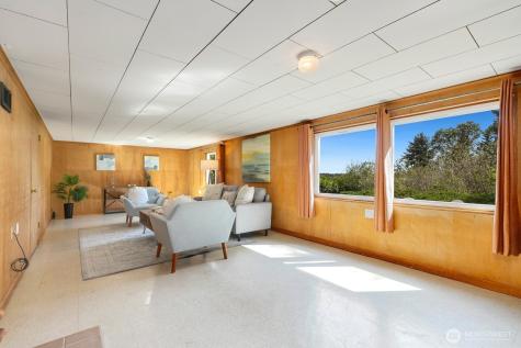 1429 SW 170th Street Normandy Park WA 98166