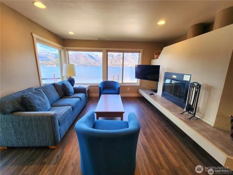 1 Lakeside 719-m Manson WA 98831