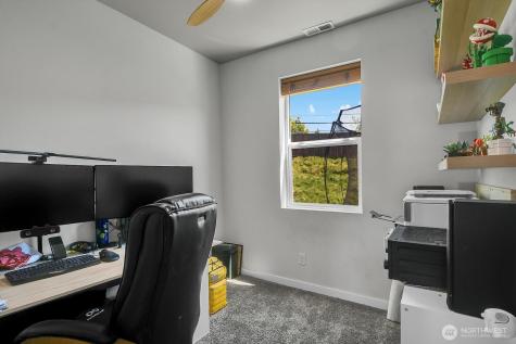 7029 82nd Drive NE Marysville WA 98270