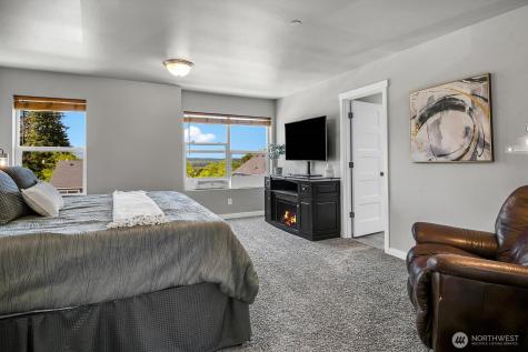 7029 82nd Drive NE Marysville WA 98270
