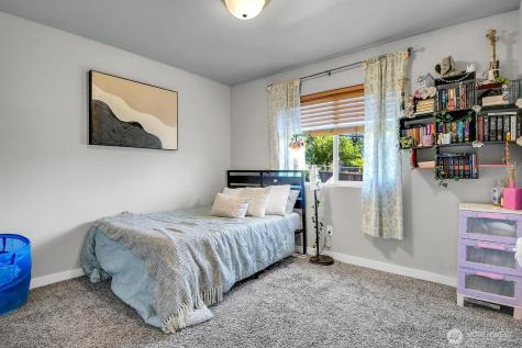 7029 82nd Drive NE Marysville WA 98270