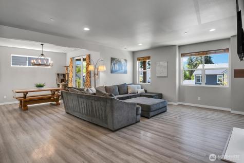 7029 82nd Drive NE Marysville WA 98270