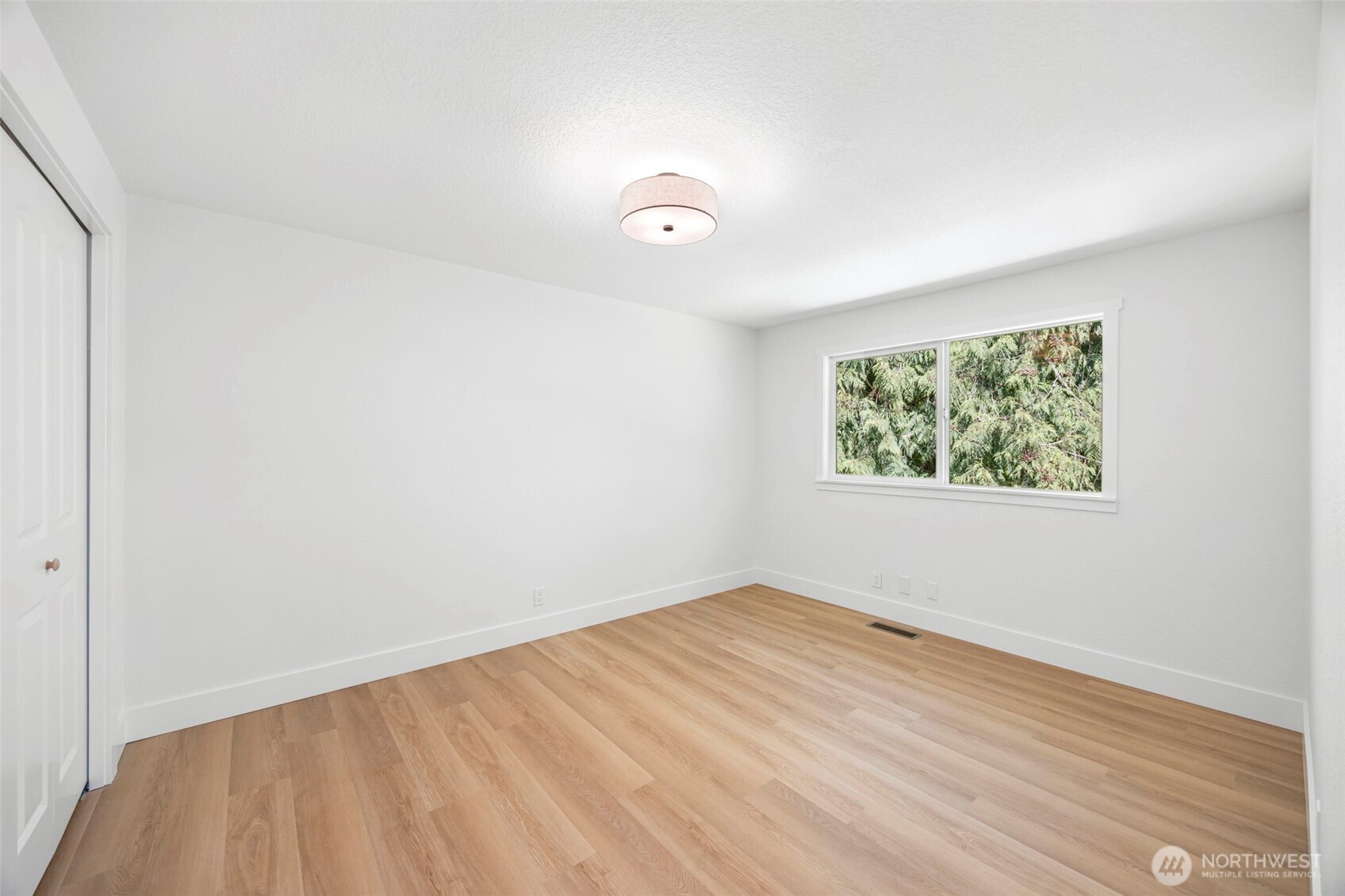 121 W Winesap Road Bothell WA 98012