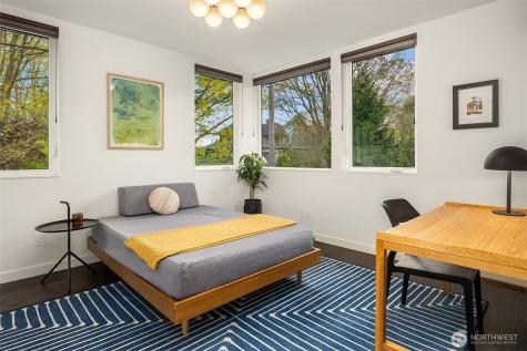 4005 Corliss Avenue N Seattle WA 98103