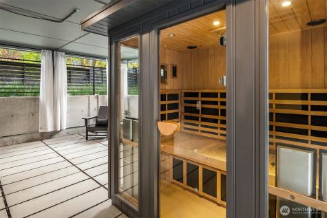 4005 Corliss Avenue N Seattle WA 98103