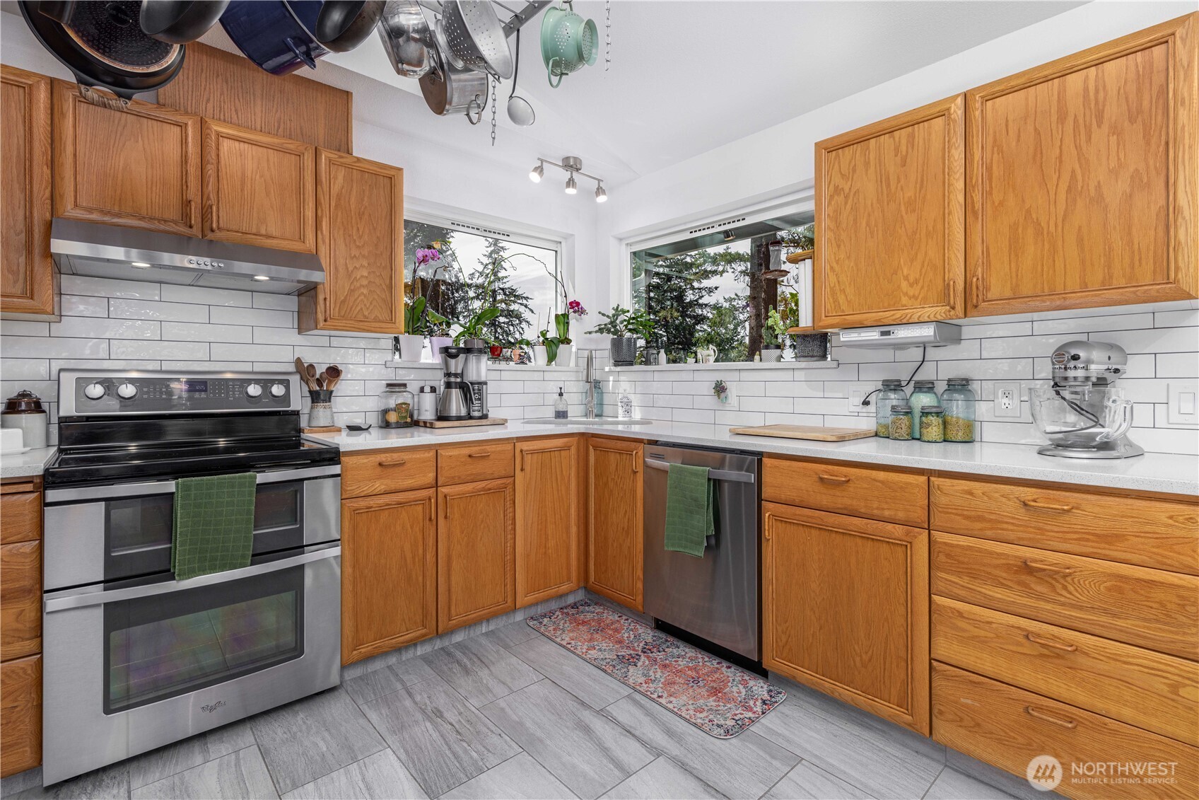 291 E Midway Lane Shelton WA 98584