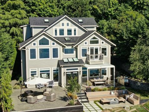 70 Island Boulevard Fox Island WA 98333