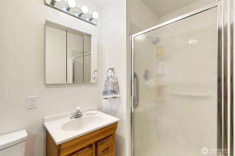135 NW 181st Street Shoreline WA 98177