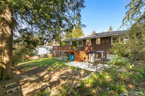 135 NW 181st Street Shoreline WA 98177