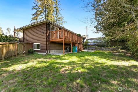 135 NW 181st Street Shoreline WA 98177