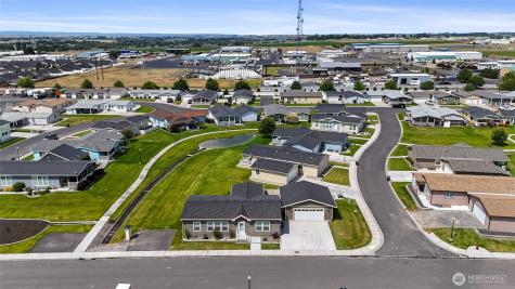 1701 E Burr Avenue Moses Lake WA 98837