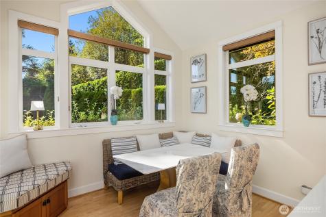 6705 Dapple Court Bainbridge Island WA 98110