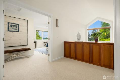 6705 Dapple Court Bainbridge Island WA 98110