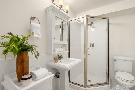 6705 Dapple Court Bainbridge Island WA 98110