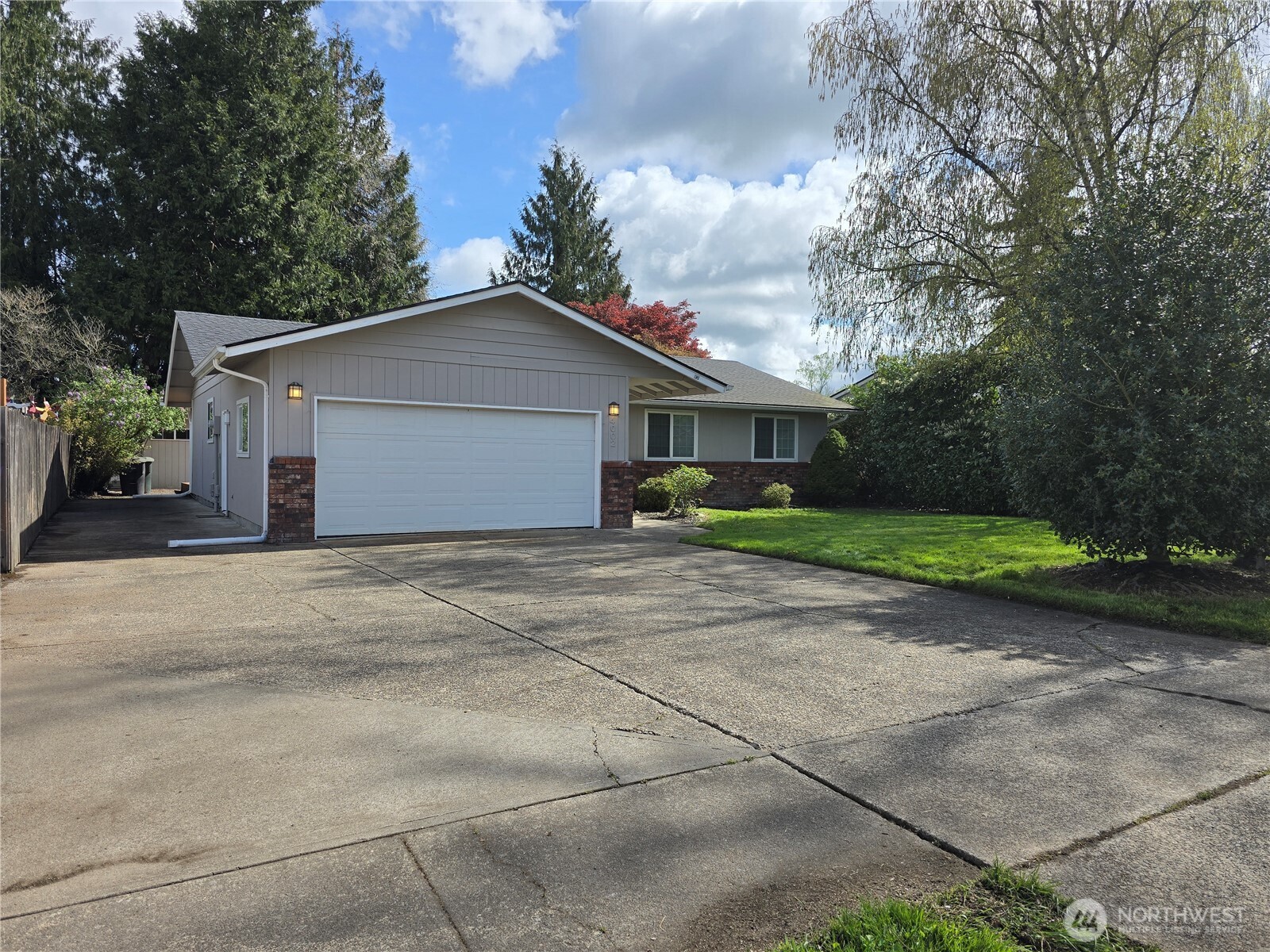 4002 Oak Street Longview WA 98632