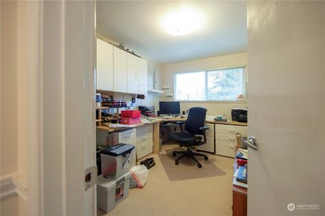 6504 189th Place Sw Lynnwood WA 98036