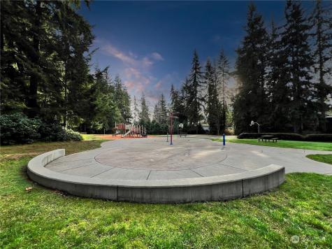6504 189th Place Sw Lynnwood WA 98036